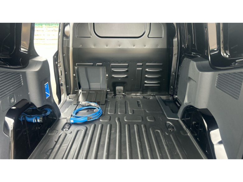 Ford Transit Courier E-Transit Courier 100kW 43kWh Limited Van Auto